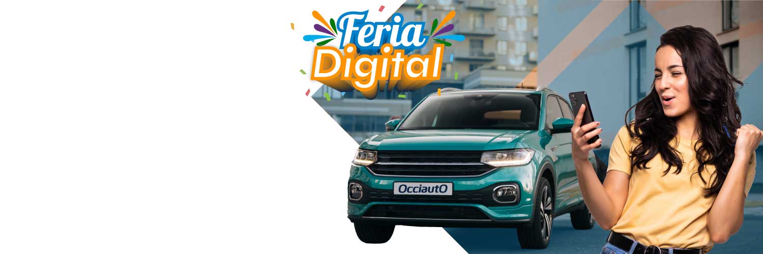 Persona sacando crédito para carro