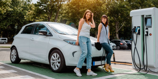 vehículo híbrido o eléctrico